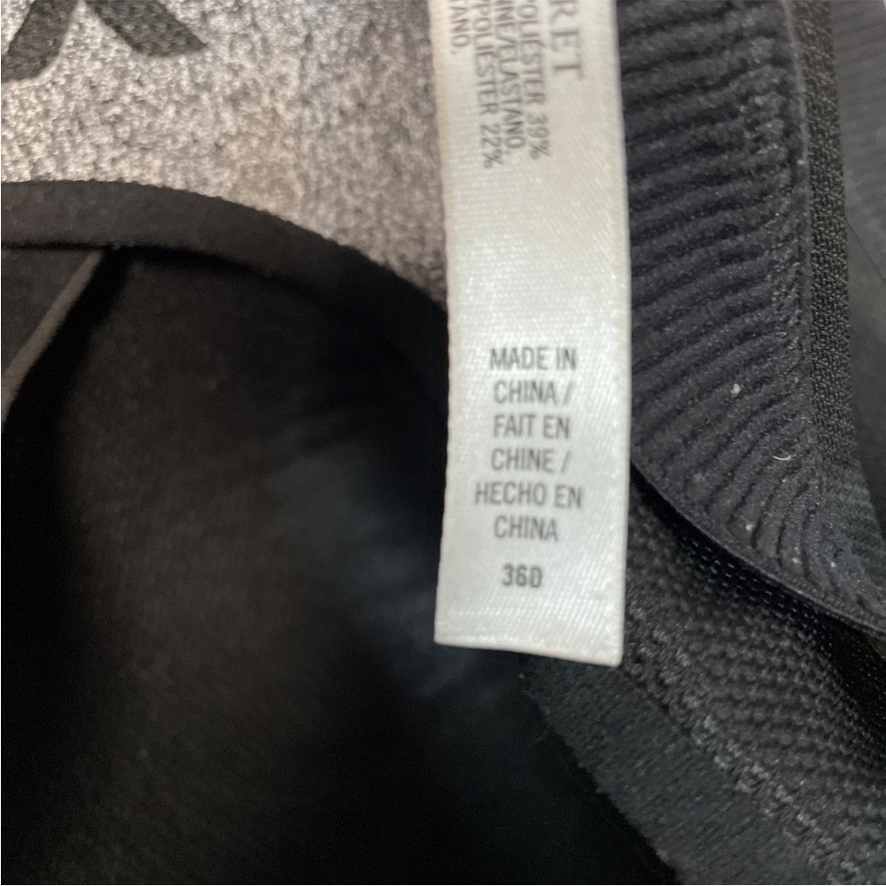 VSX Victoria’s Secret Sport Sports Bras 36D Adjustable Underwire Racerback Black - Picture 4 of 4